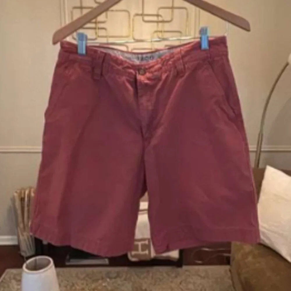IZOD Saltwater Men’s Chino Shorts Coral Pink Size 33